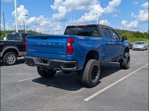 Used 2022 Chevrolet Silverado 1500 Custom Trail Boss AWD/4WD image 7