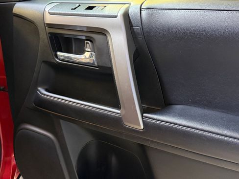 Used 2019 Toyota 4Runner SR5 RWD image 35