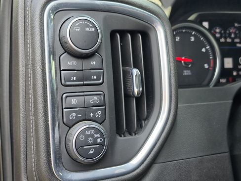 Used 2023 Chevrolet Silverado 3500 High Country w/ Z71 Off-Road Package AWD/4WD image 17