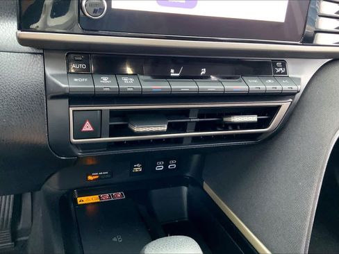 Used 2025 Toyota Camry LE FWD image 32