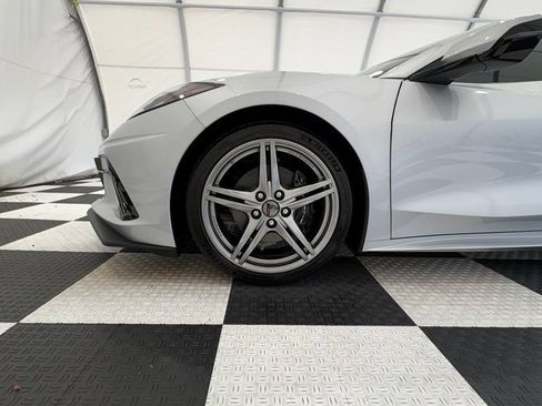 Used 2026 Chevrolet Corvette Stingray Coupe w/ 1LT RWD image 10