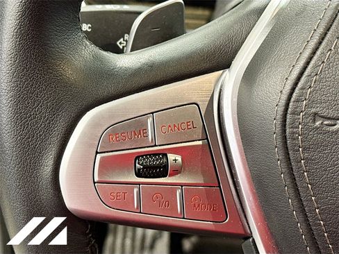 Used 2024 BMW X7 xDrive40i w/ Premium Package image 12