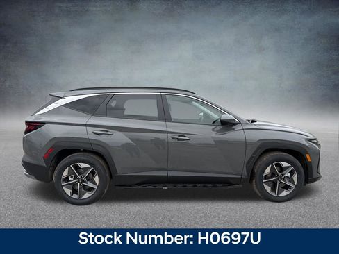 New 2026 Hyundai Tucson SEL FWD image 6