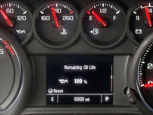 Certified 2026 Chevrolet Silverado 1500 Custom image 14