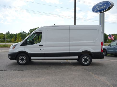 Used 2023 Ford Transit 250 Medium Roof RWD image 7