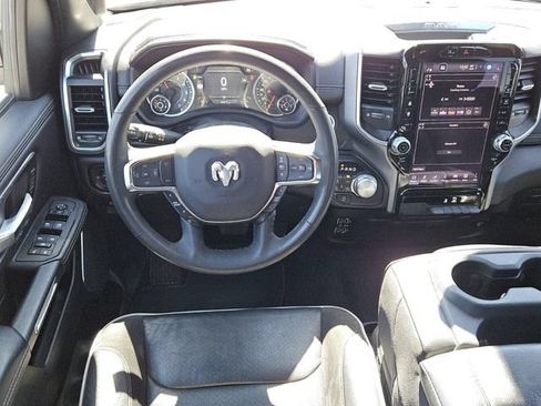 Used 2025 RAM 1500 Laramie AWD/4WD image 12