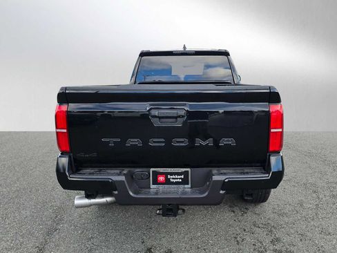 New 2025 Toyota Tacoma TRD Sport image 4