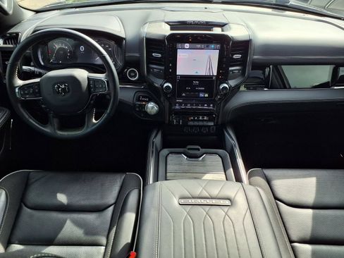 Used 2025 RAM 1500 Limited w/ Body Color Bumper Group AWD/4WD image 11