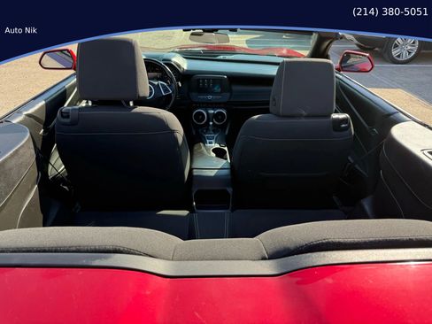 Used 2017 Chevrolet Camaro LT image 8