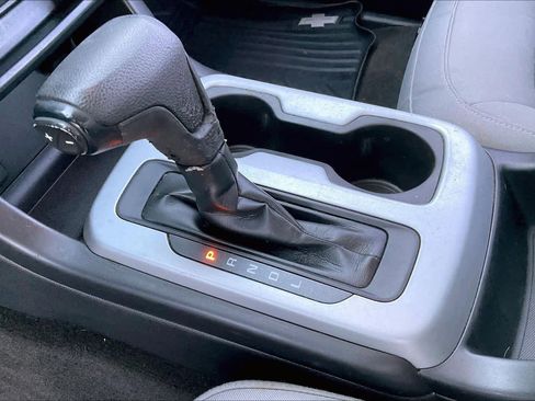 Used 2017 Chevrolet Colorado LT image 15