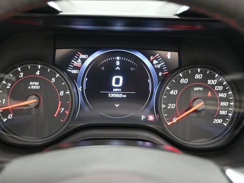 Used 2022 Chevrolet Camaro ZL1 RWD image 31