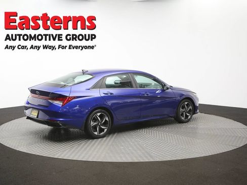 Used 2022 Hyundai Elantra SEL w/ Convenience + Premium Package FWD image 43