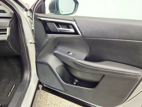 Used 2022 Mitsubishi Outlander SE image 25