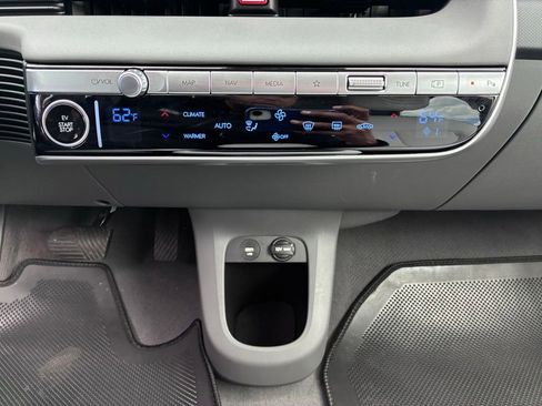 Used 2024 Hyundai Ioniq 5 Limited AWD/4WD image 36