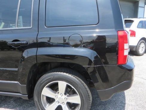 Used 2016 Jeep Patriot High Altitude AWD/4WD image 40