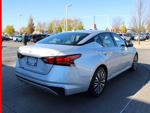 Certified 2024 Nissan Altima 2.5 SV image 7