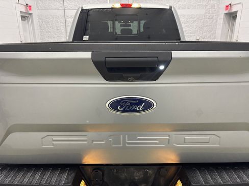 Used 2020 Ford F150 XLT w/ Equipment Group 302A Luxury image 4