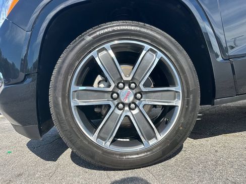 Used 2019 GMC Acadia Denali FWD image 12