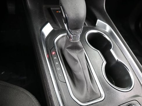 Used 2023 Chevrolet Traverse LT FWD image 30