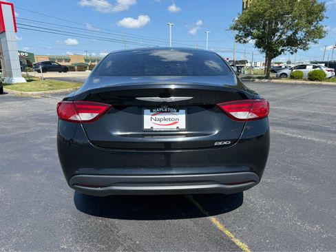 Used 2017 Chrysler 200 LX w/ Dark Appearance Package FWD image 6