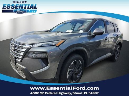 Used 2025 Nissan Rogue SV image 1