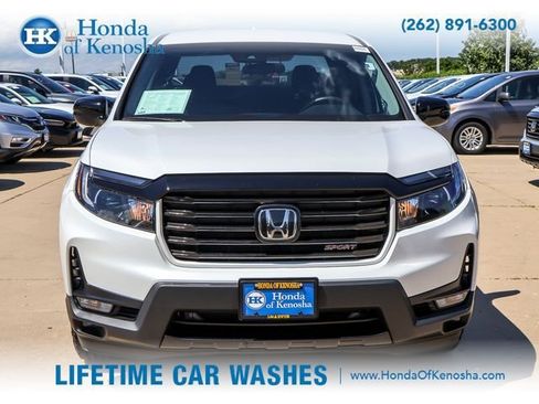 Used 2023 Honda Ridgeline Sport image 8