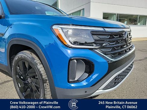 New 2026 Volkswagen Atlas Cross Sport SE image 3