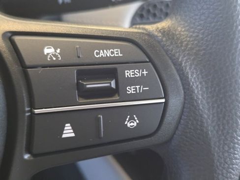 New 2026 Honda HR-V LX image 36