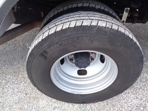 Used 2024 Ford F350 XL w/ XL Chrome Package image 83