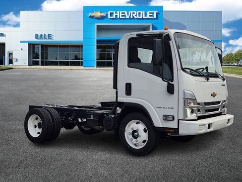 New 2025 Chevrolet Low Cab Forward RWD image 1