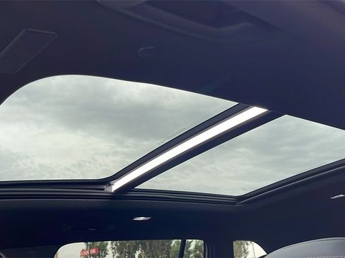 New 2026 Buick Enclave Avenir w/ Super Cruise Package image 10