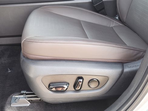 Used 2025 Lexus TX 350 AWD w/ Technology Package image 29