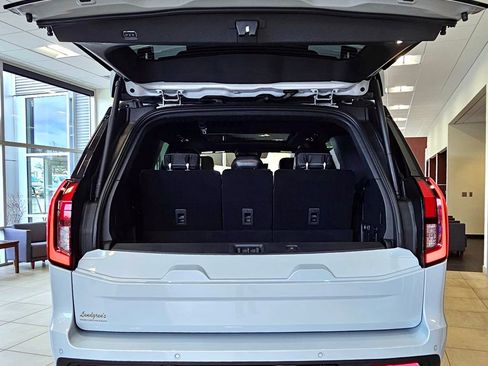 New 2025 Ford Expedition Tremor image 8