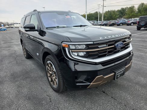 Used 2025 Ford Expedition King Ranch image 5