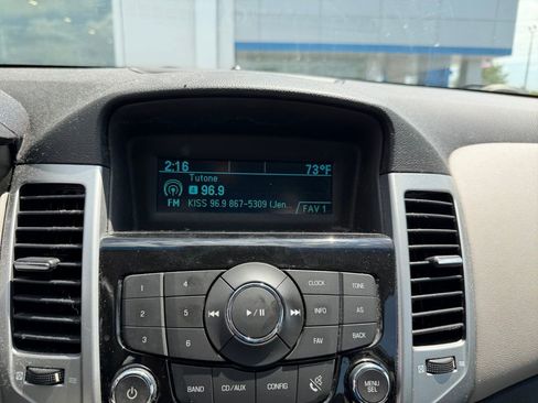 Used 2012 Chevrolet Cruze LS w/ Connectivity Package FWD image 8