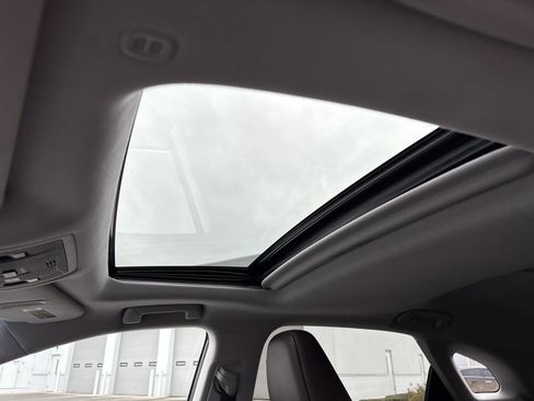 Used 2017 Lexus RX 350 AWD image 19