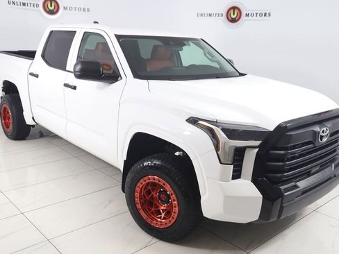 Used 2024 Toyota Tundra SR AWD/4WD image 16