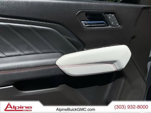 Used 2025 GMC Canyon AT4 w/ AT4X Package AWD/4WD image 20