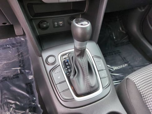 Used 2021 Hyundai Kona SEL FWD image 25