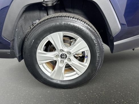 Used 2021 Toyota RAV4 XLE image 30
