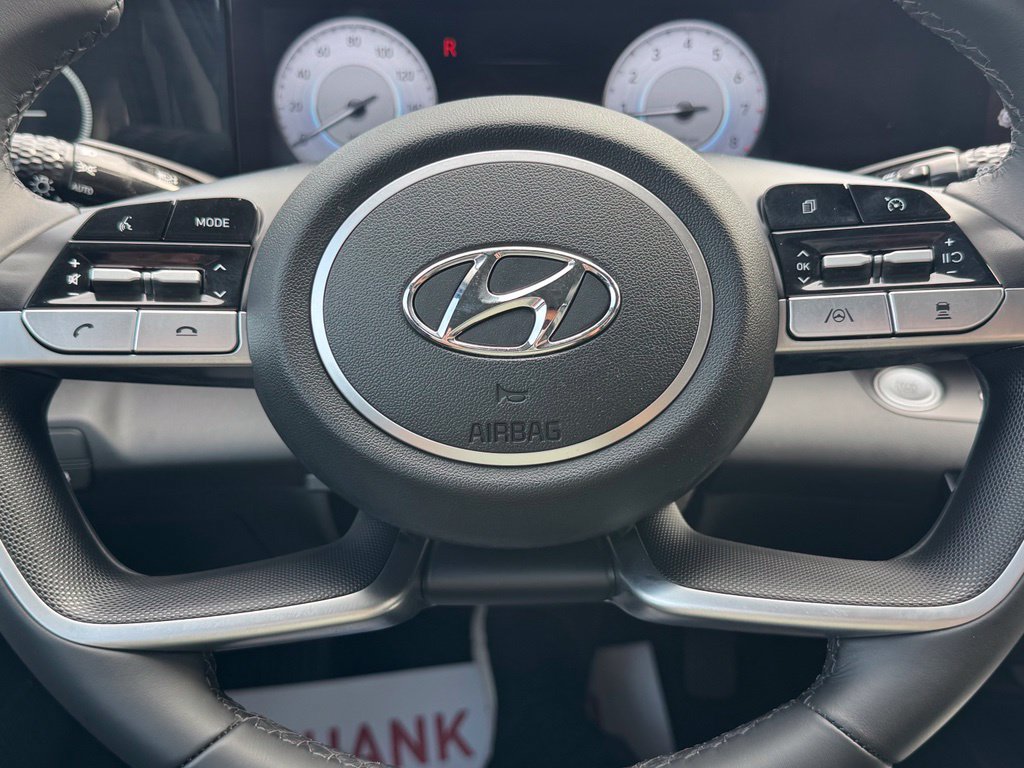 Used 2023 Hyundai Elantra Limited FWD image 36