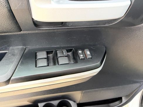 Used 2014 Toyota Tundra SR5 w/ SR5 Upgrade Package AWD/4WD image 15