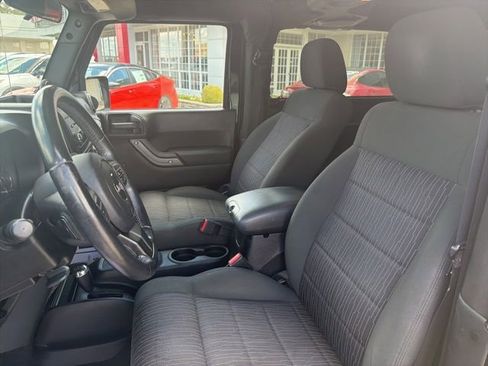 Used 2012 Jeep Wrangler Sport AWD/4WD image 9