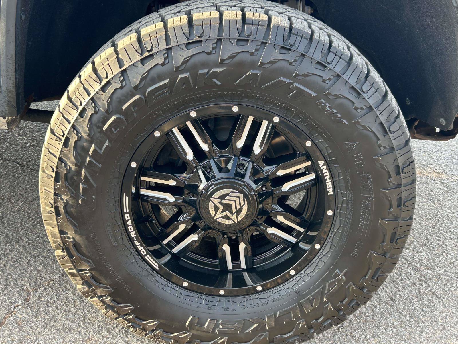 Used 2020 GMC Sierra 2500 Denali w/ Denali Ultimate Package AWD/4WD image 9