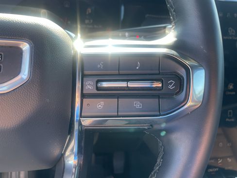 Certified 2024 GMC Acadia Elevation AWD/4WD image 26