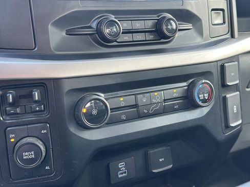 Used 2021 Ford F150 XL w/ Trailer Tow Package image 18