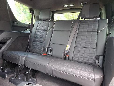 Certified 2025 Cadillac Escalade Sport Platinum w/ LPO, Floor Liner Package AWD/4WD image 10