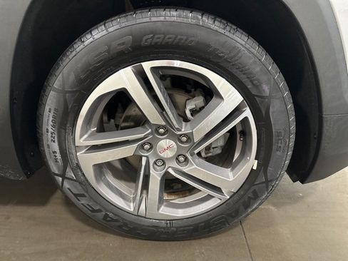 Used 2019 GMC Terrain SLT w/ Preferred Package image 34