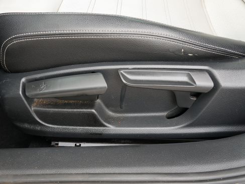 Used 2016 Volkswagen Jetta Sport FWD image 19