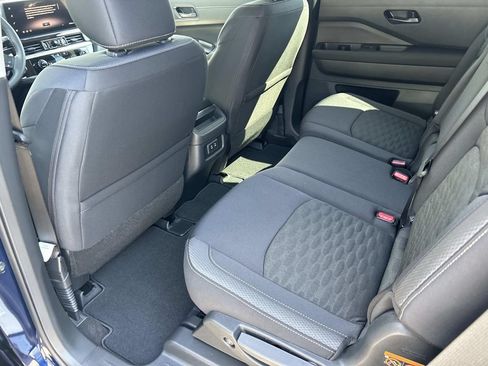 New 2026 Nissan Pathfinder SV w/ Lighting Package FWD image 20